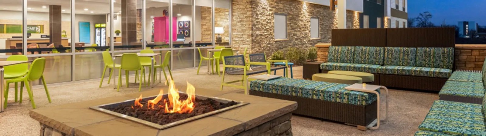 Bristolconventioncenter Outdoor Lounge Firepit 1433394