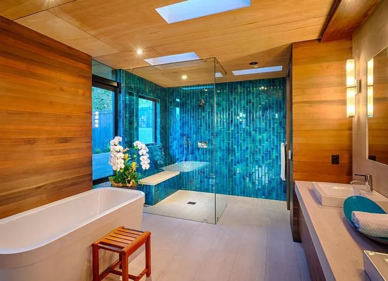 Euphoria Serene Bathroom