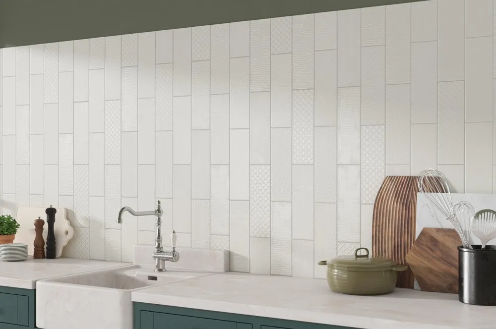 New York Glossy Deco Backsplash